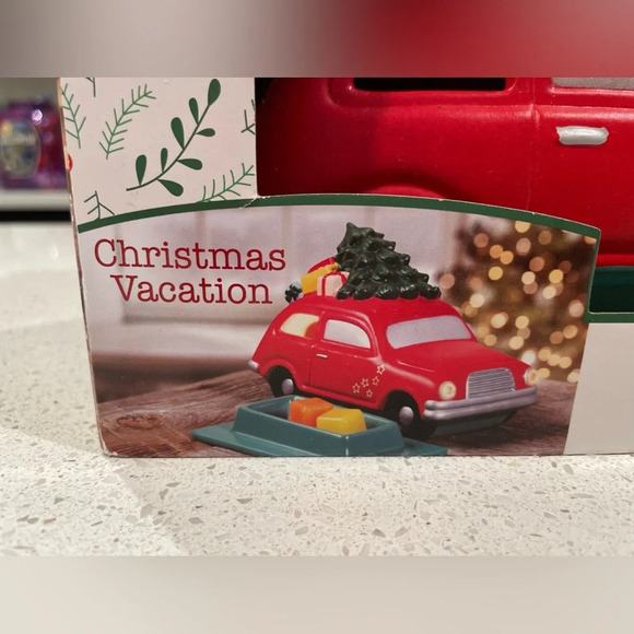 Scent Sationals fragrance warmer limited edition Christmas Vacation warmer - Picture 7 of 7